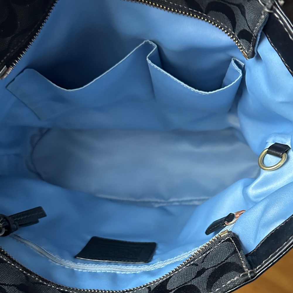 Coach Black Signature Bucket Bag Circa 2007 with Gold-Tone Hardware - Picture 6 of 12